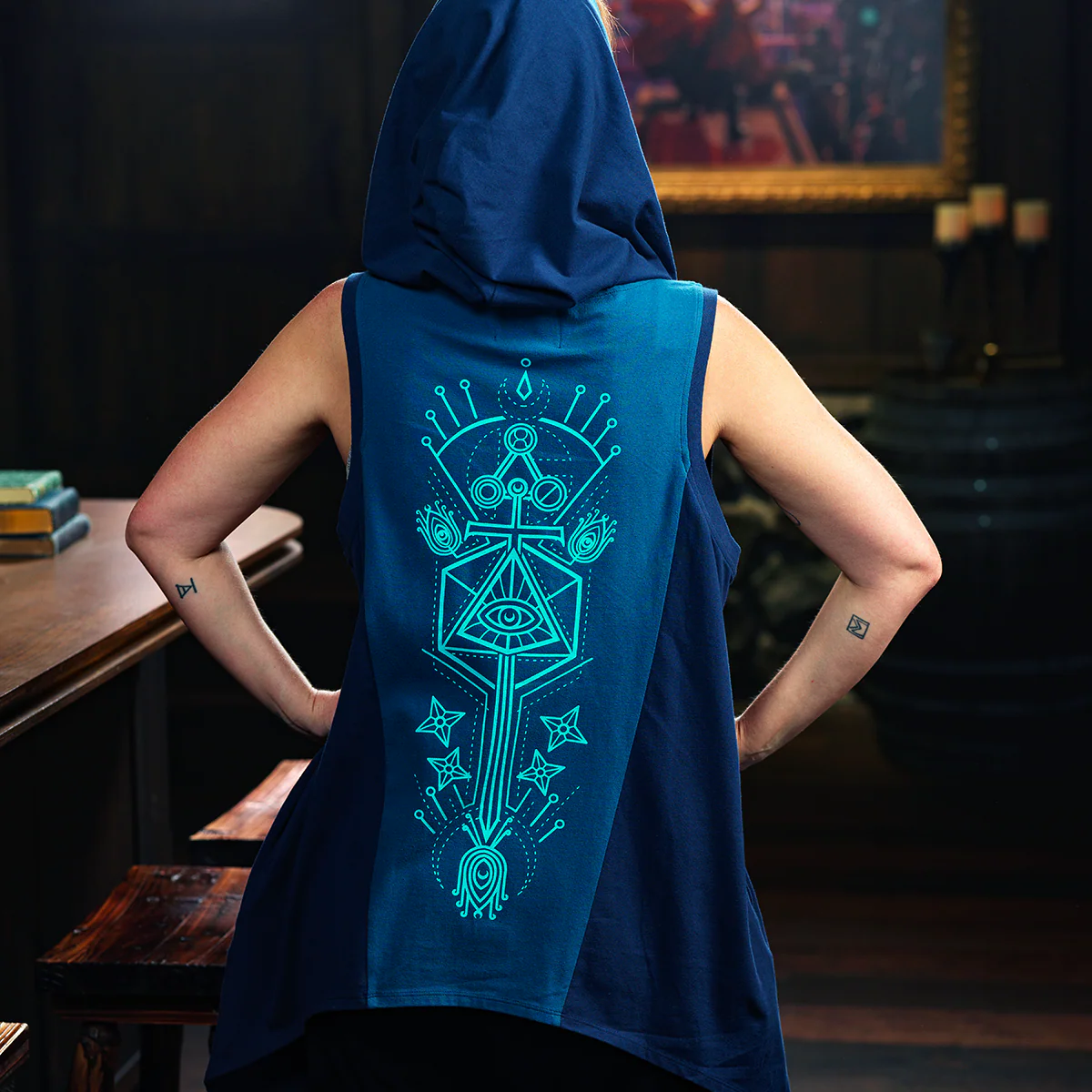 Beauty of Exandria: In Motion - Beauregard Lionett Sleeveless Hooded Cardigan - Image 7