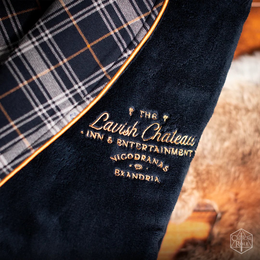 Lavish Chateau Bathrobe - Image 10