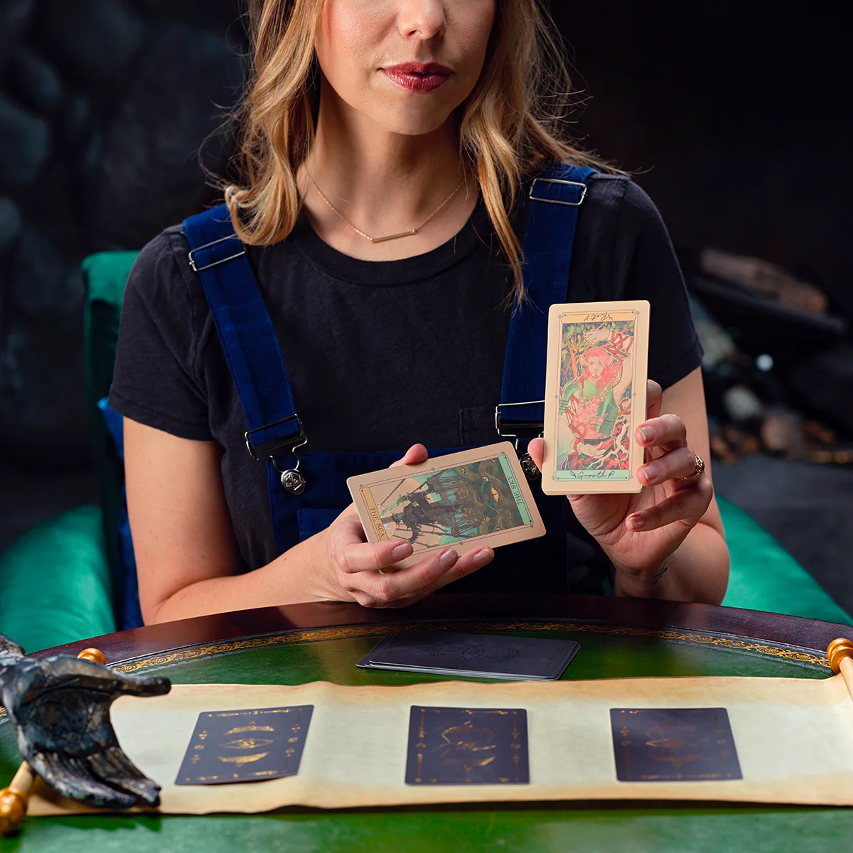 Mollymauk Tealeaf (and Jester Lavorre) Oracle of the Moon Deck - Image 9